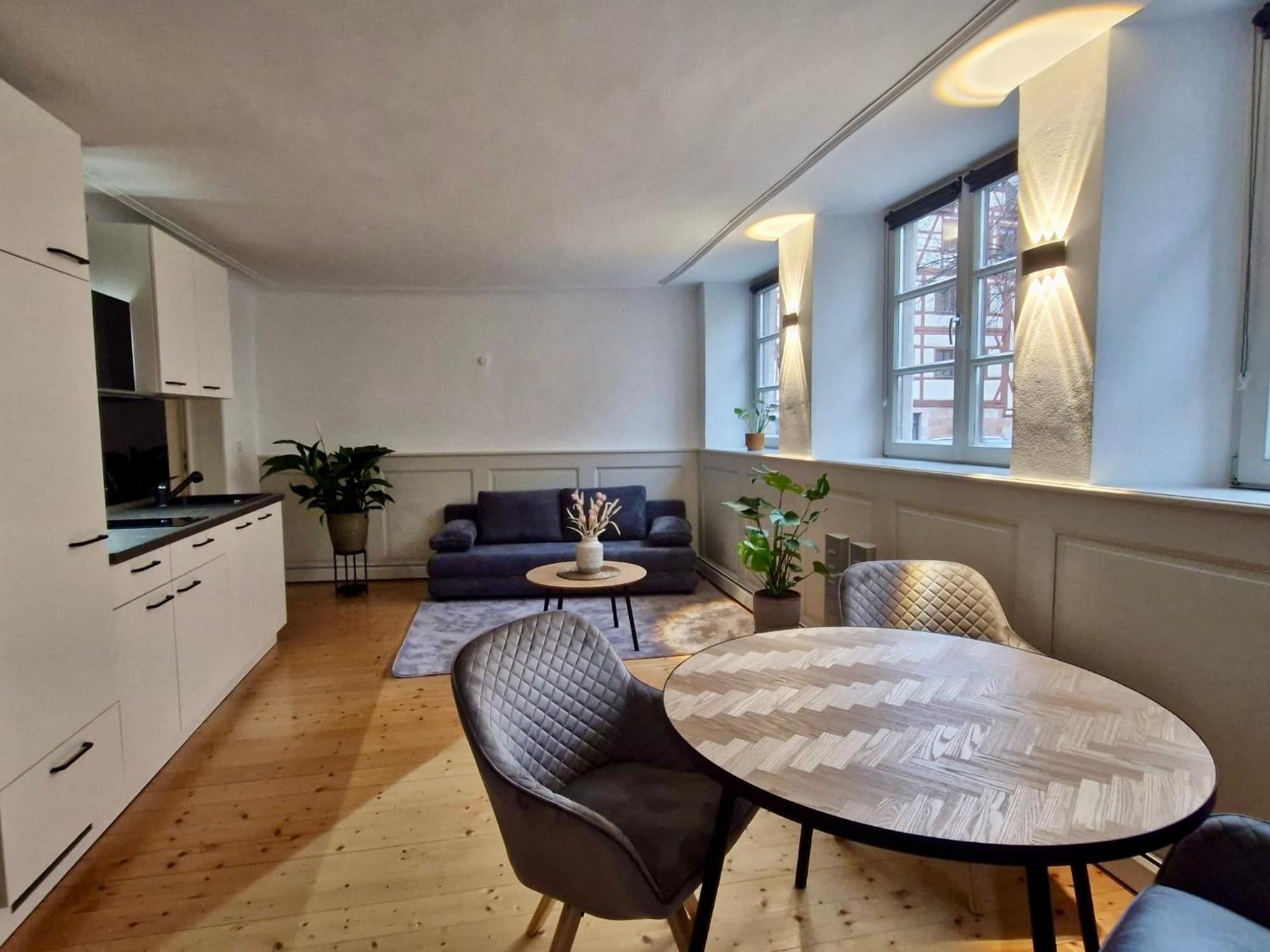 Altbau Charme In Der Nuernberger Innenstadt Extérieur photo